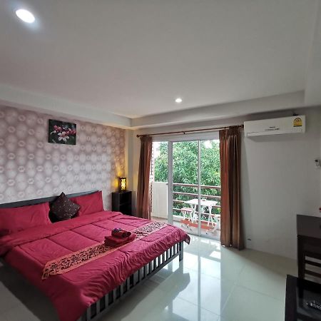 Tontalay Hotel Bangsaen Esterno foto