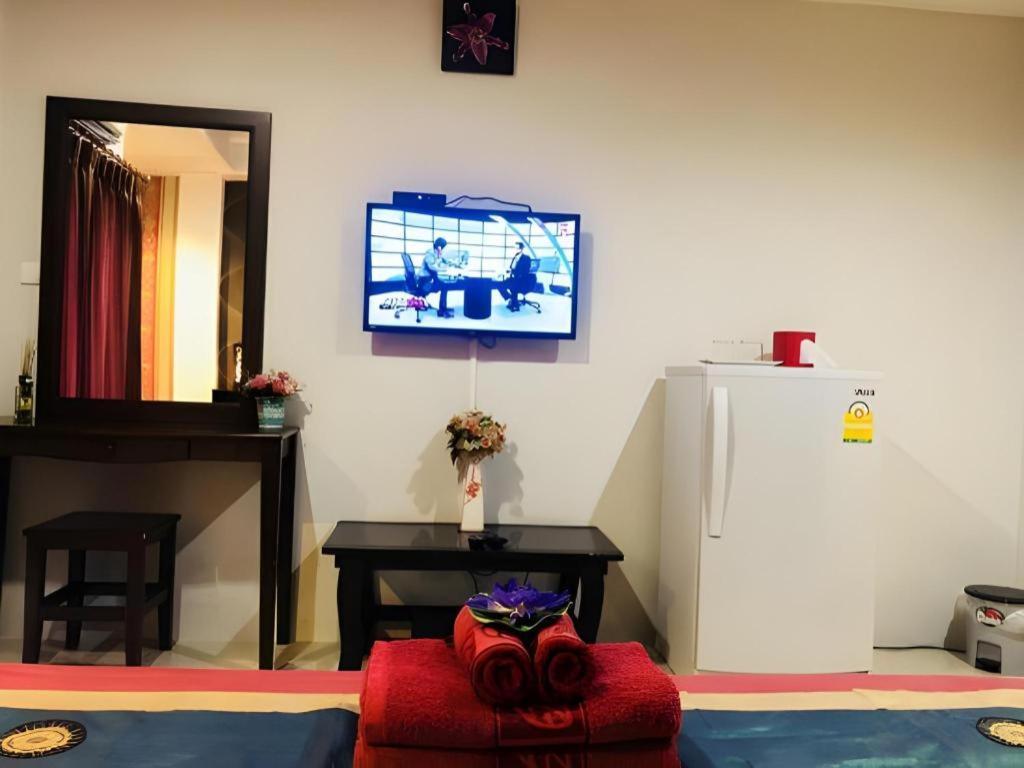 Tontalay Hotel Bangsaen Esterno foto