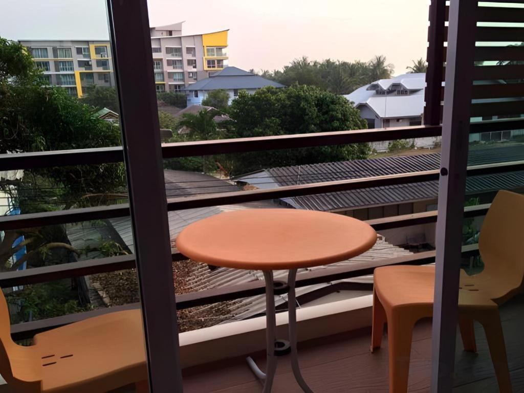 Tontalay Hotel Bangsaen Esterno foto
