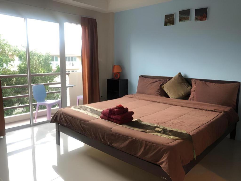 Tontalay Hotel Bangsaen Esterno foto
