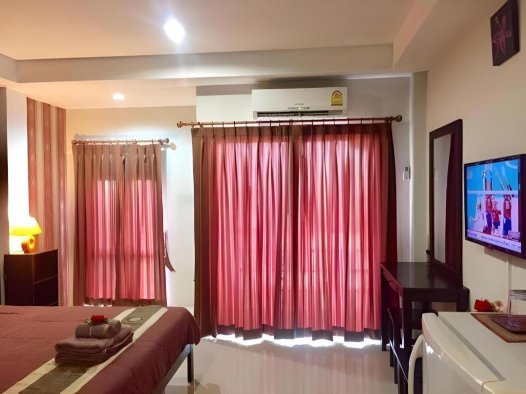 Tontalay Hotel Bangsaen Esterno foto