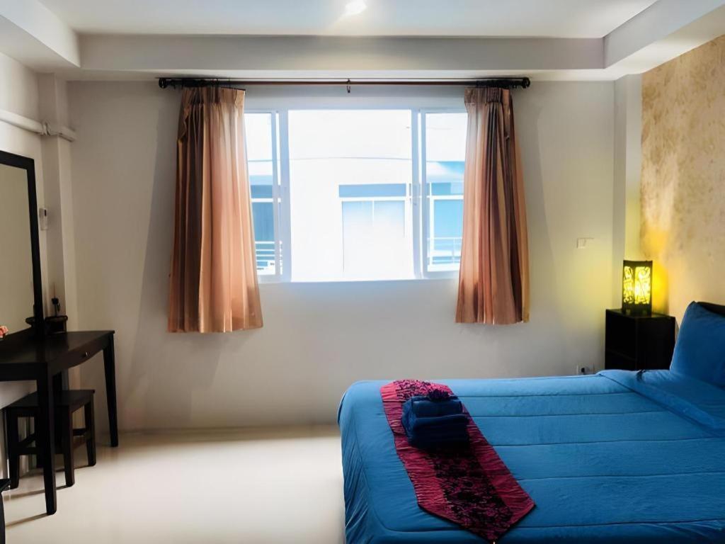 Tontalay Hotel Bangsaen Esterno foto